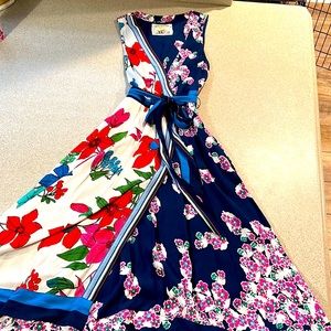 Maeve floral dress from Anthropologie. Size 4